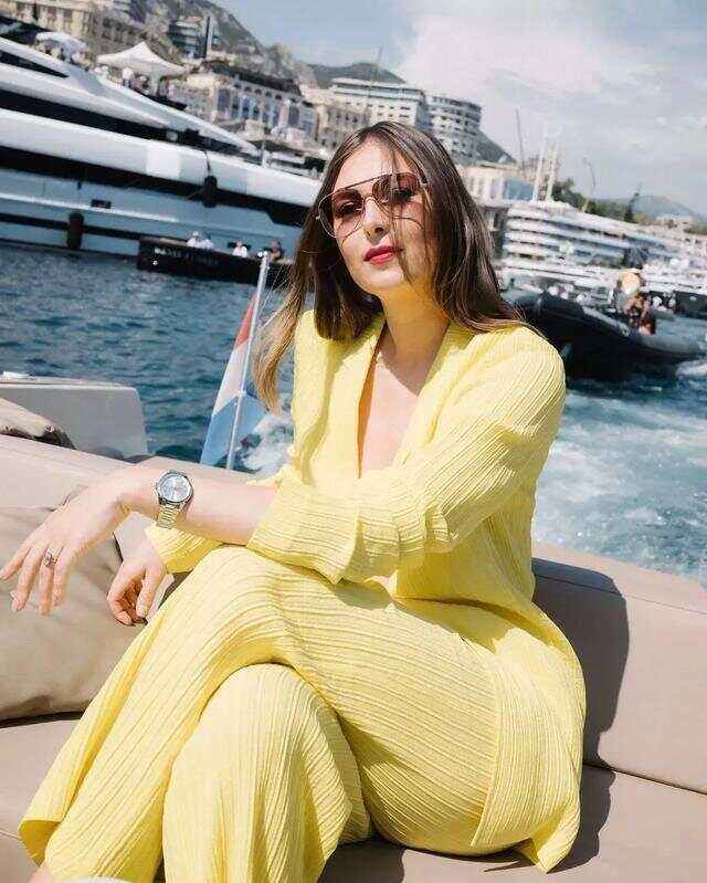 米乐官方在线入口-莎拉波娃迎来七赛季出色发挥，美国队观众热烈欢呼！